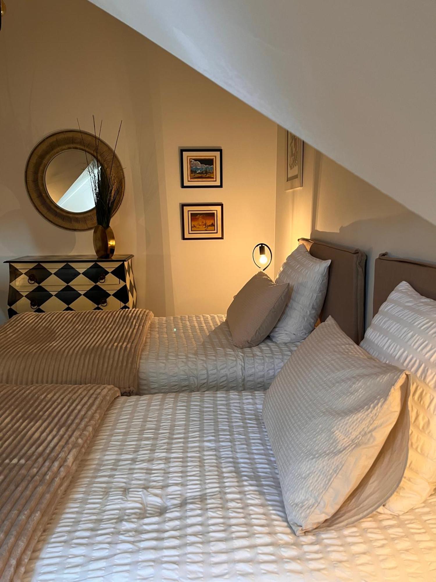 La Sellerie Bed & Breakfast Romagne  Exterior foto